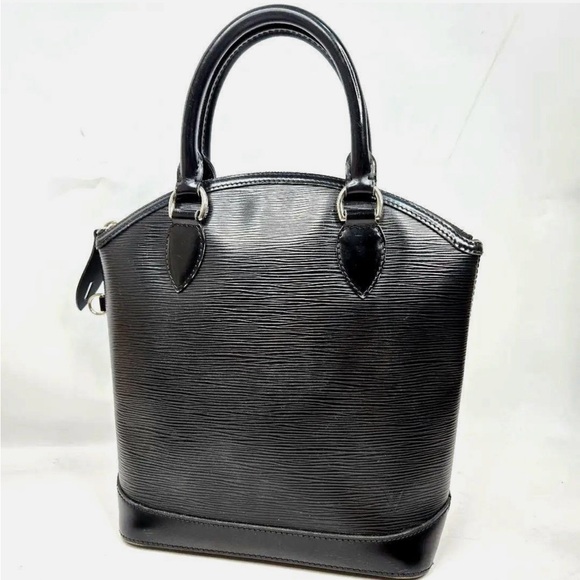 Louis Vuitton Handbags - Louis Vuitton Vintage Black Epi Lockit PM
